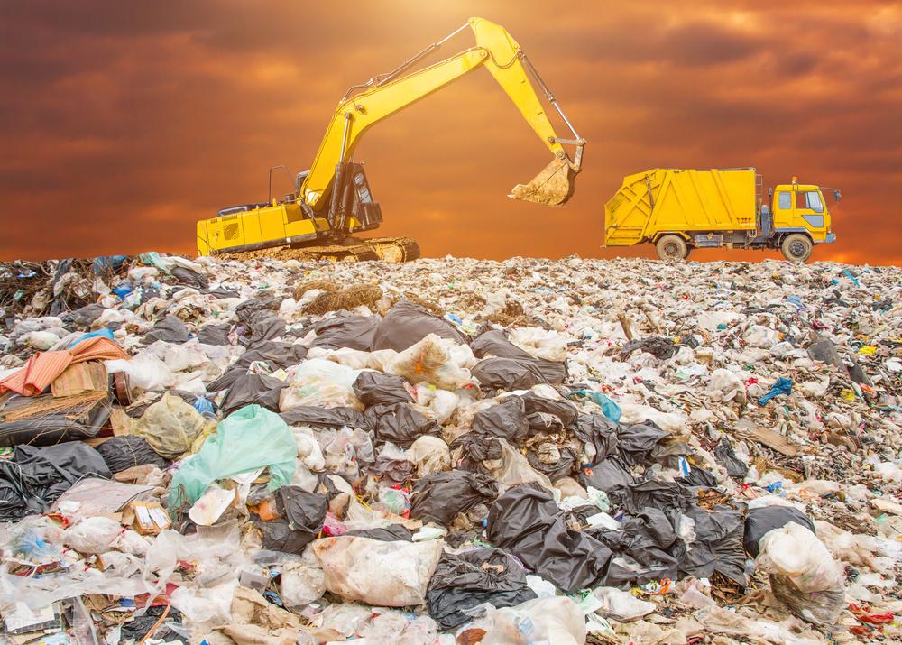 舊衣服怎么回收可以賣到哪里（小區衣物回收箱真的捐給山區嗎）